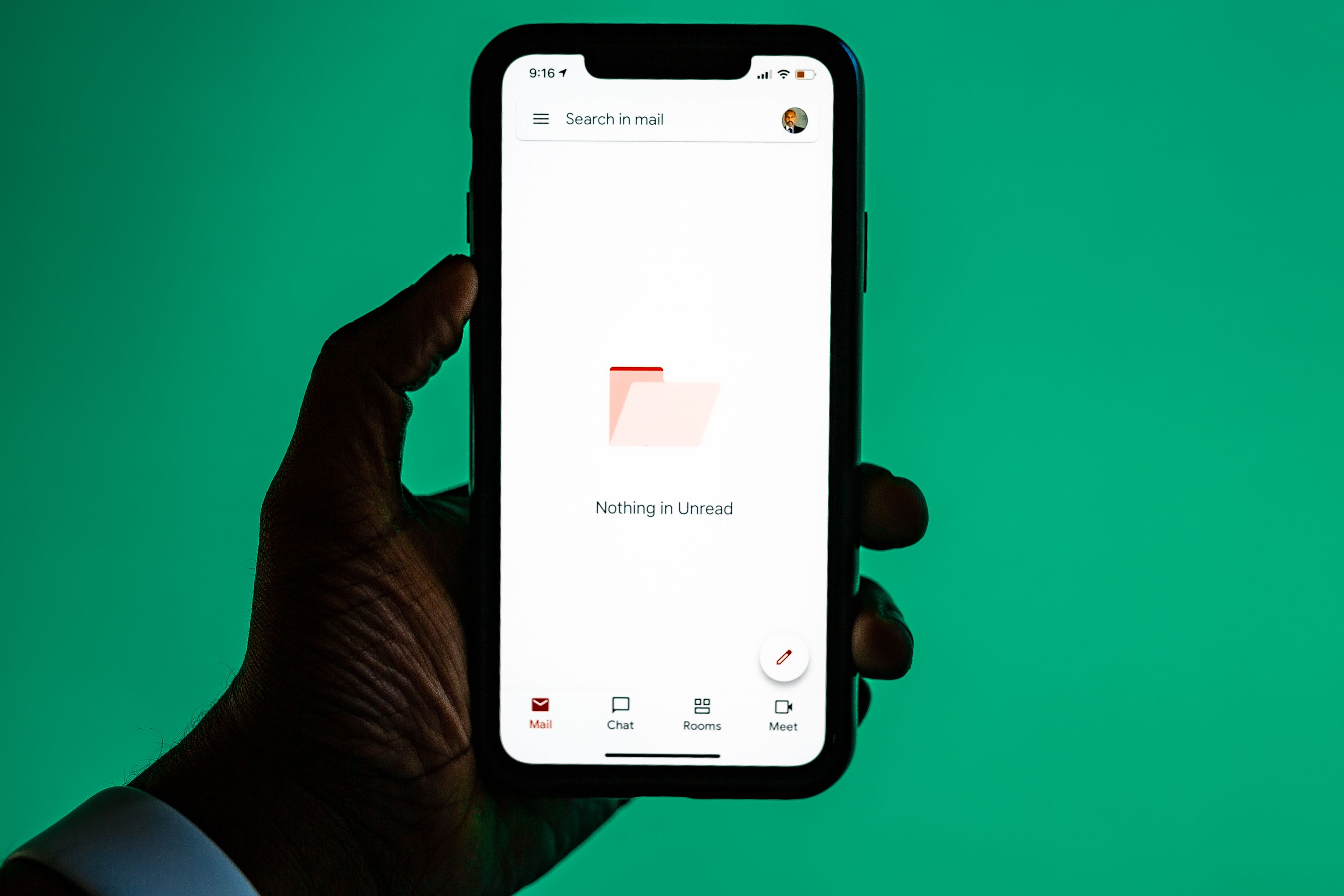 KI-Ticketklassifizierung: Wie Sie Spam, Kaltakquise und irrelevante Anfragen automatisch aus Ihrem Support-Queue filtern