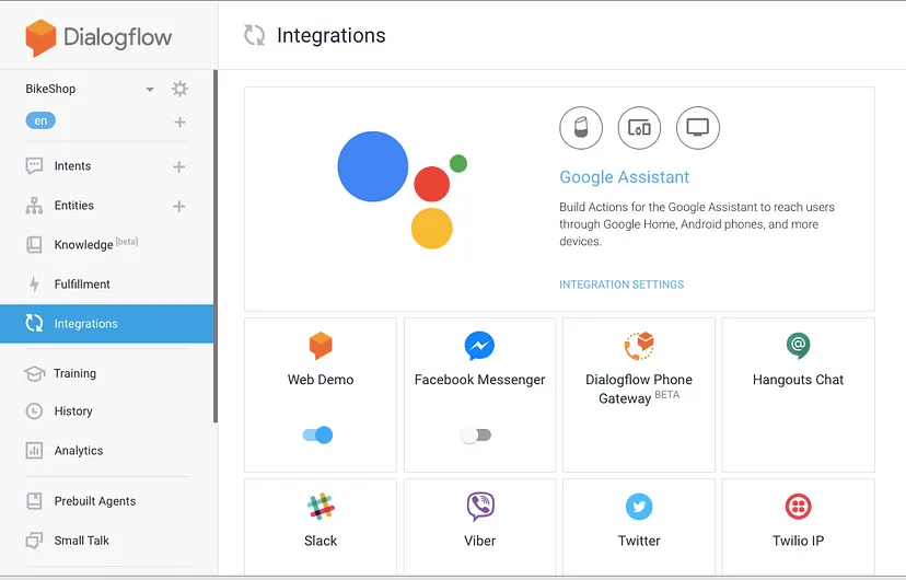 Dialogflow-Schnittstelle mit dem Abschnitt Integrationen mit Google Assistant und verschiedenen Messaging-Plattformoptionen wie Facebook Messenger, Slack und Twitter.